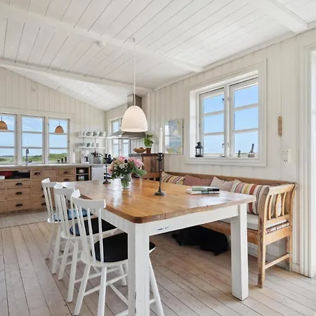 Beautiful In Hvide Sande With Wifi