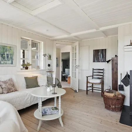 Ferienhaus 2 Bedroom Pet Friendly In Hvide Sande *
