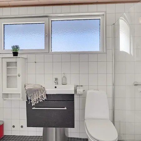 Beautiful In Hvide Sande With Wifi Semesterbostad