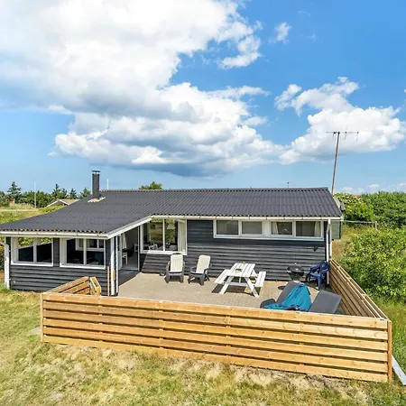 Ferienhaus 2 Bedroom Pet Friendly In Hvide Sande *